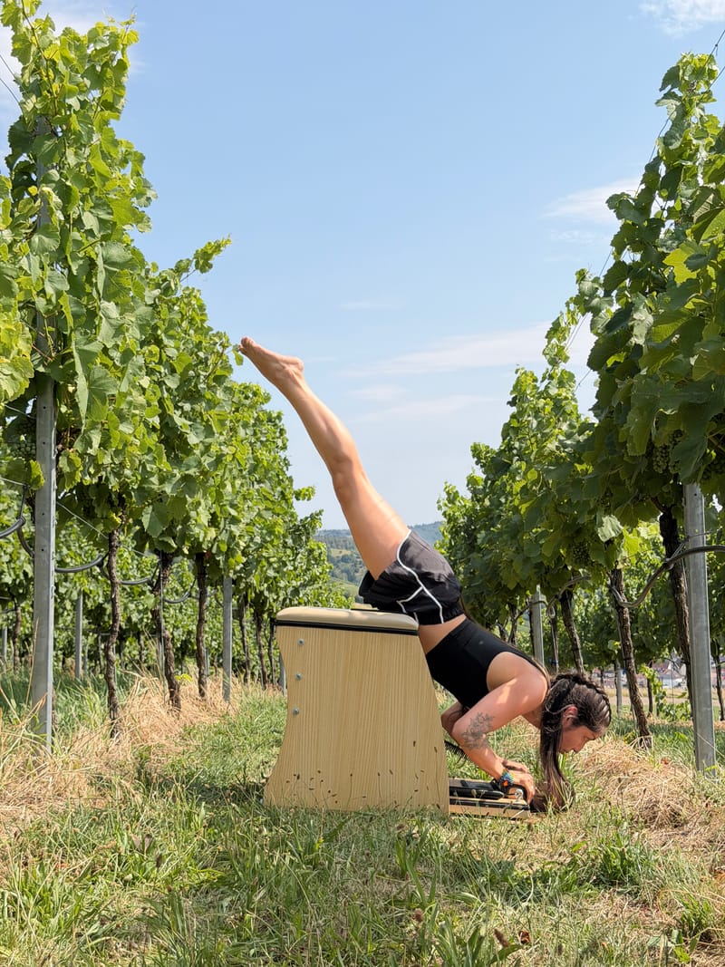 Camila Arriaza Orrego, cofundadora e instructora de Pilates en Paquita Pilates en Stuttgart
